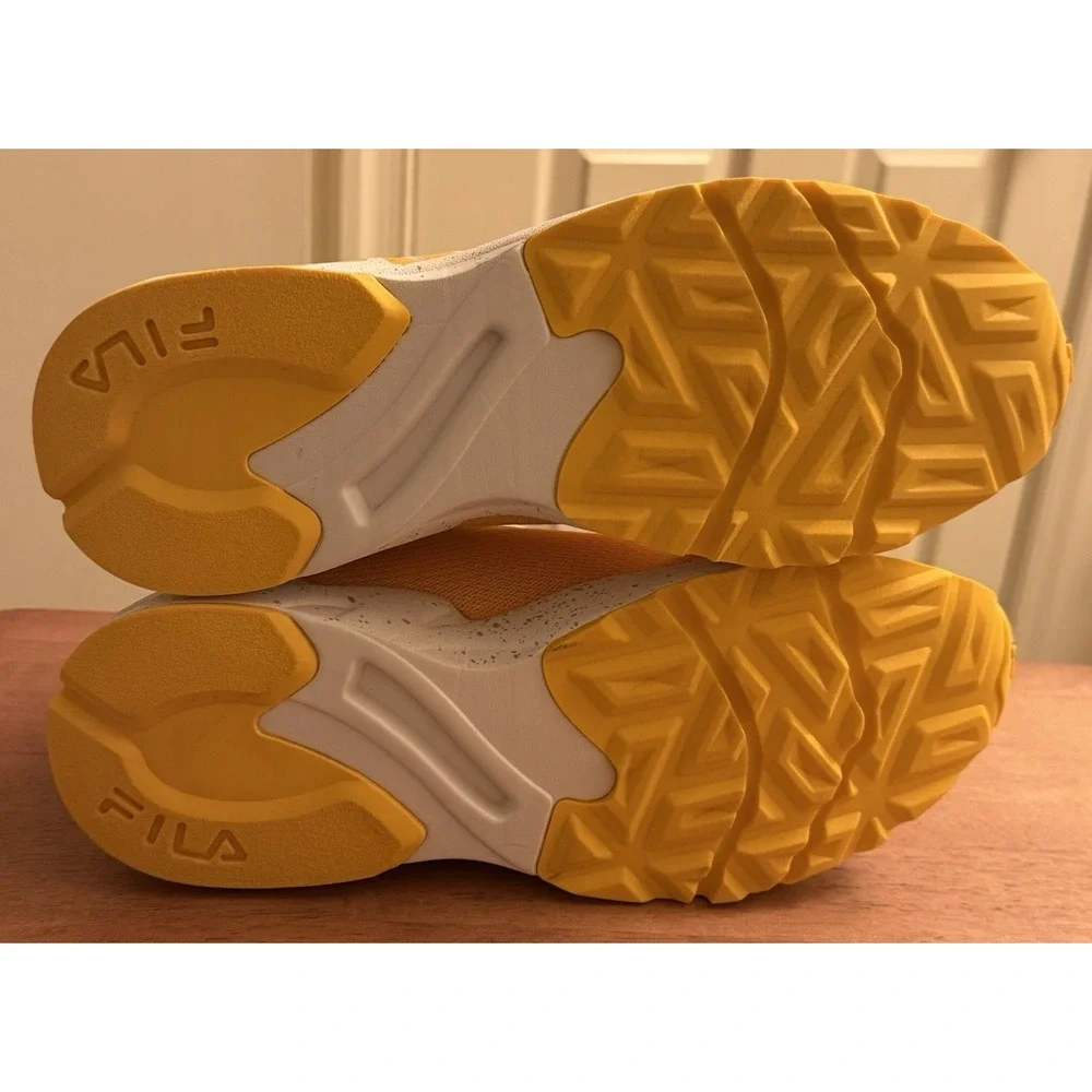 Fila‎ Athletic Shoes/Sneakers Woman's Size 10 Gold New